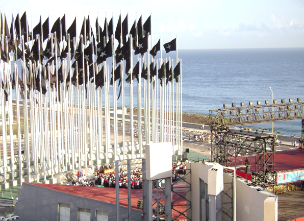 Havana's Black flags