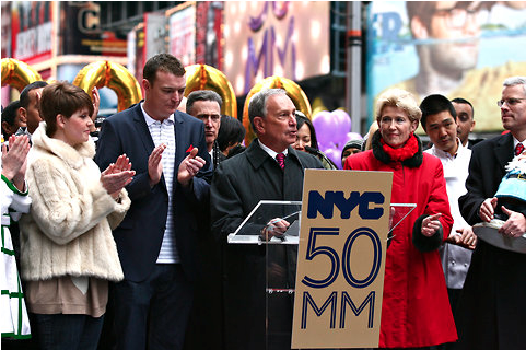 Craig & Lucy Johnson being feted as NYC's 50 millionth visitor, photo Earl Wilson, NYT